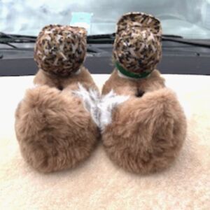 Duck Dynasty Slippers . Shoe Size: 10 - 11 . {One Size Fits Most}